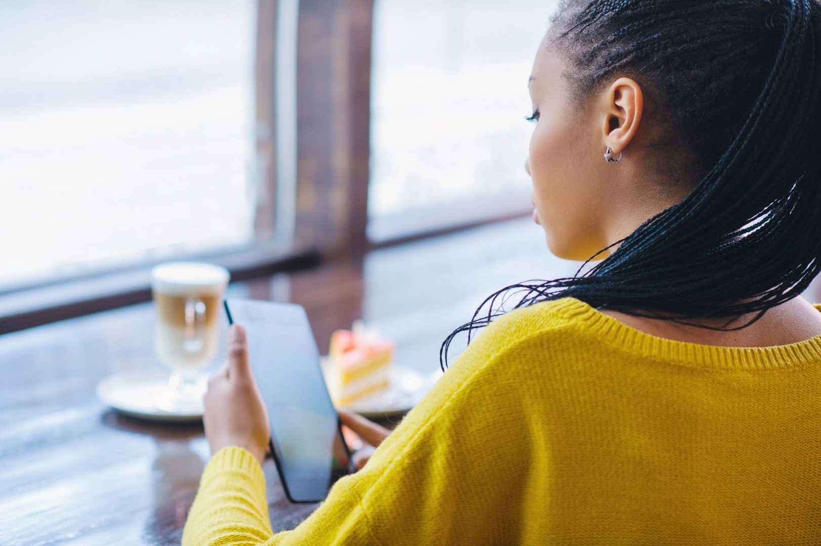 Melting Kitty Doesn't Do Texting-Ships and Neither Should You