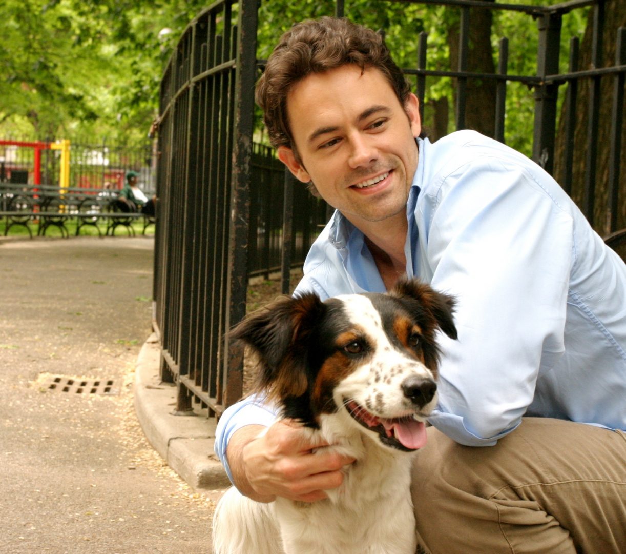 A pet helps humans appear more attractive